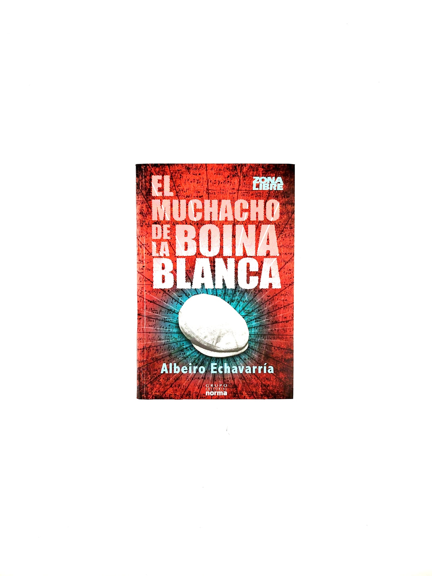 El muchacho de la boina blanca
