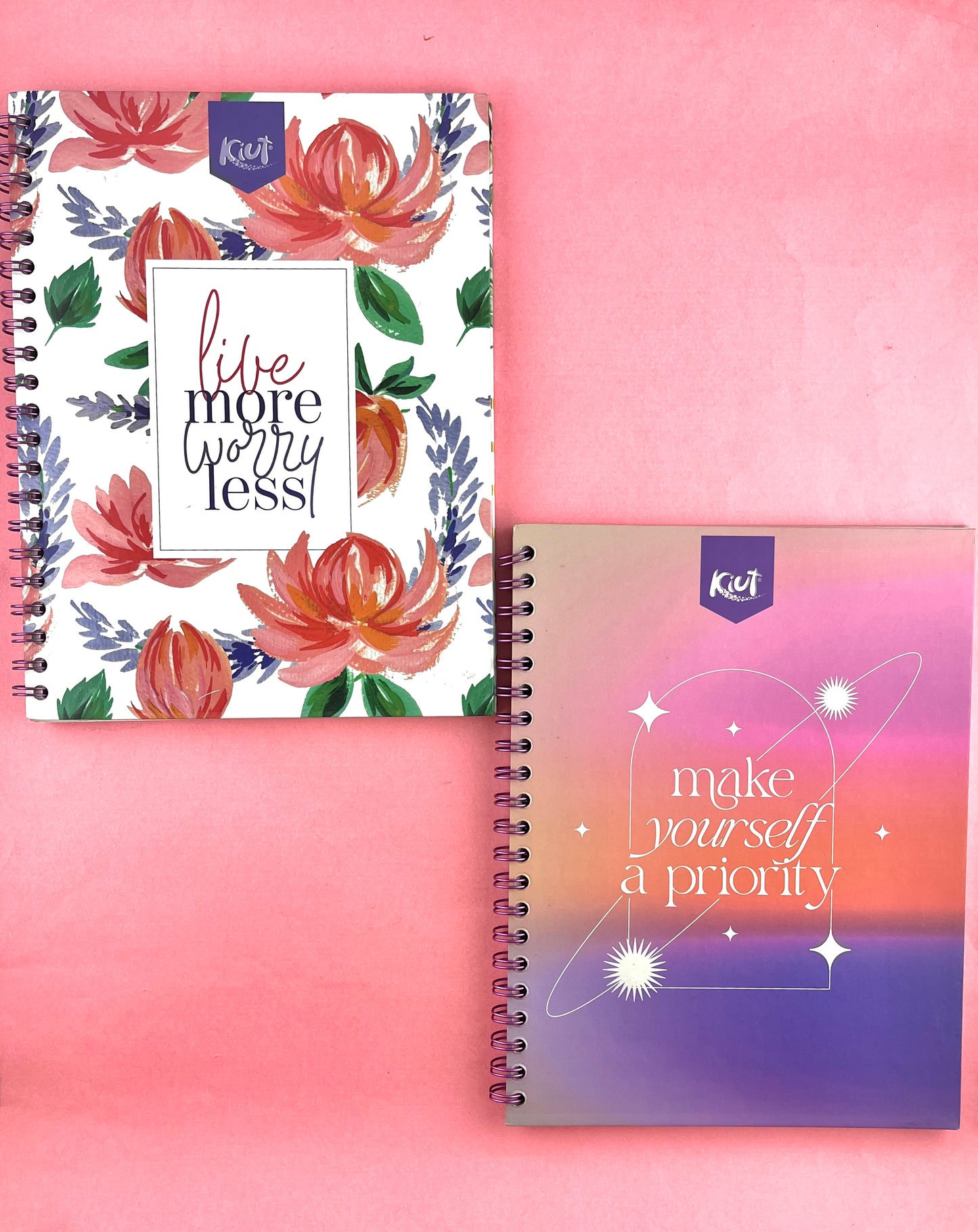 Cuaderno argollado grande 105 Línea corriente pasta dura Mujer Series
