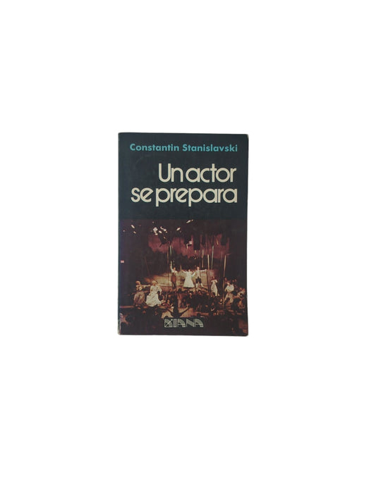 Un actor se prepara