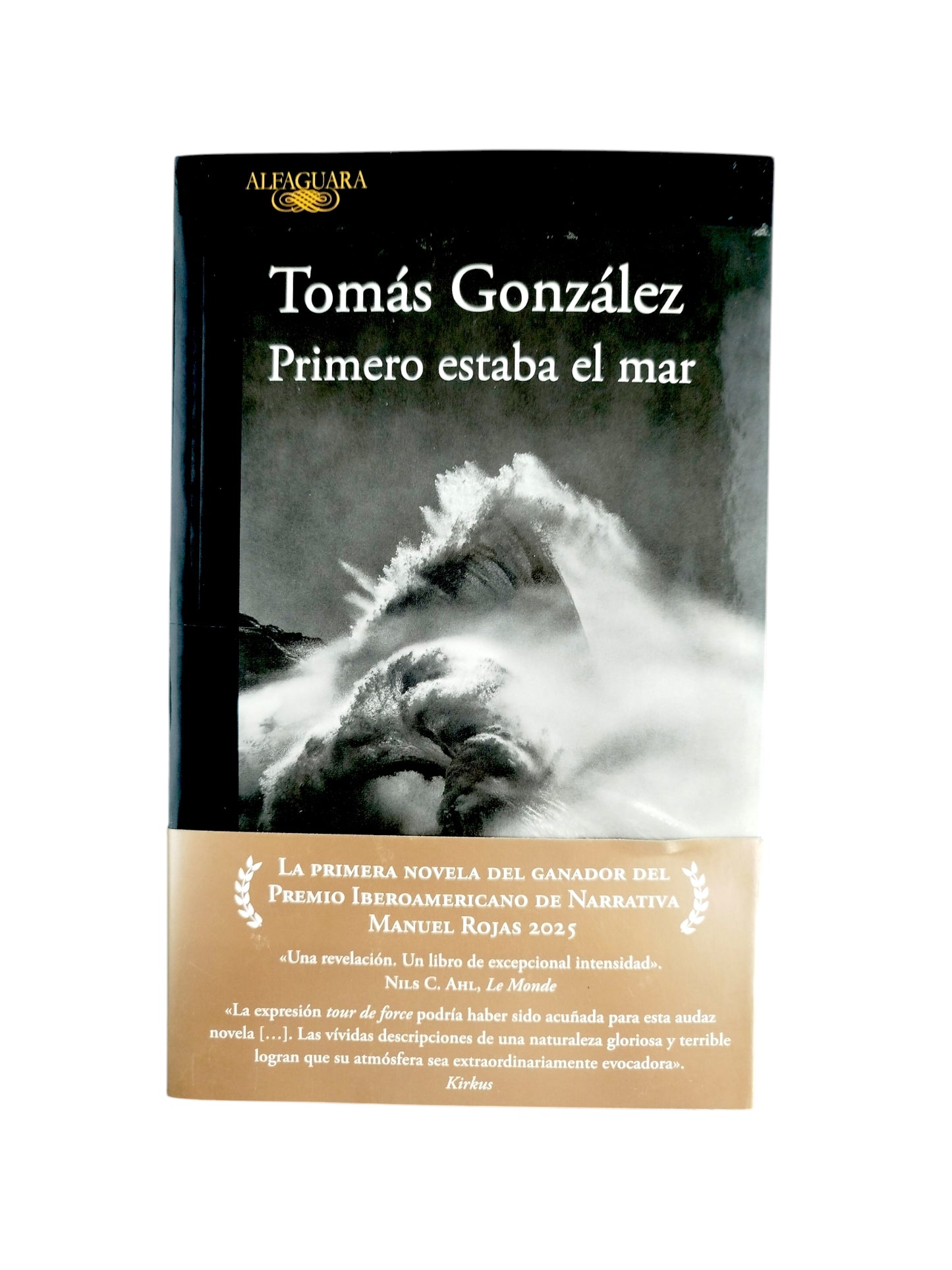 Primero estaba el mar by Tomas Gonzalez