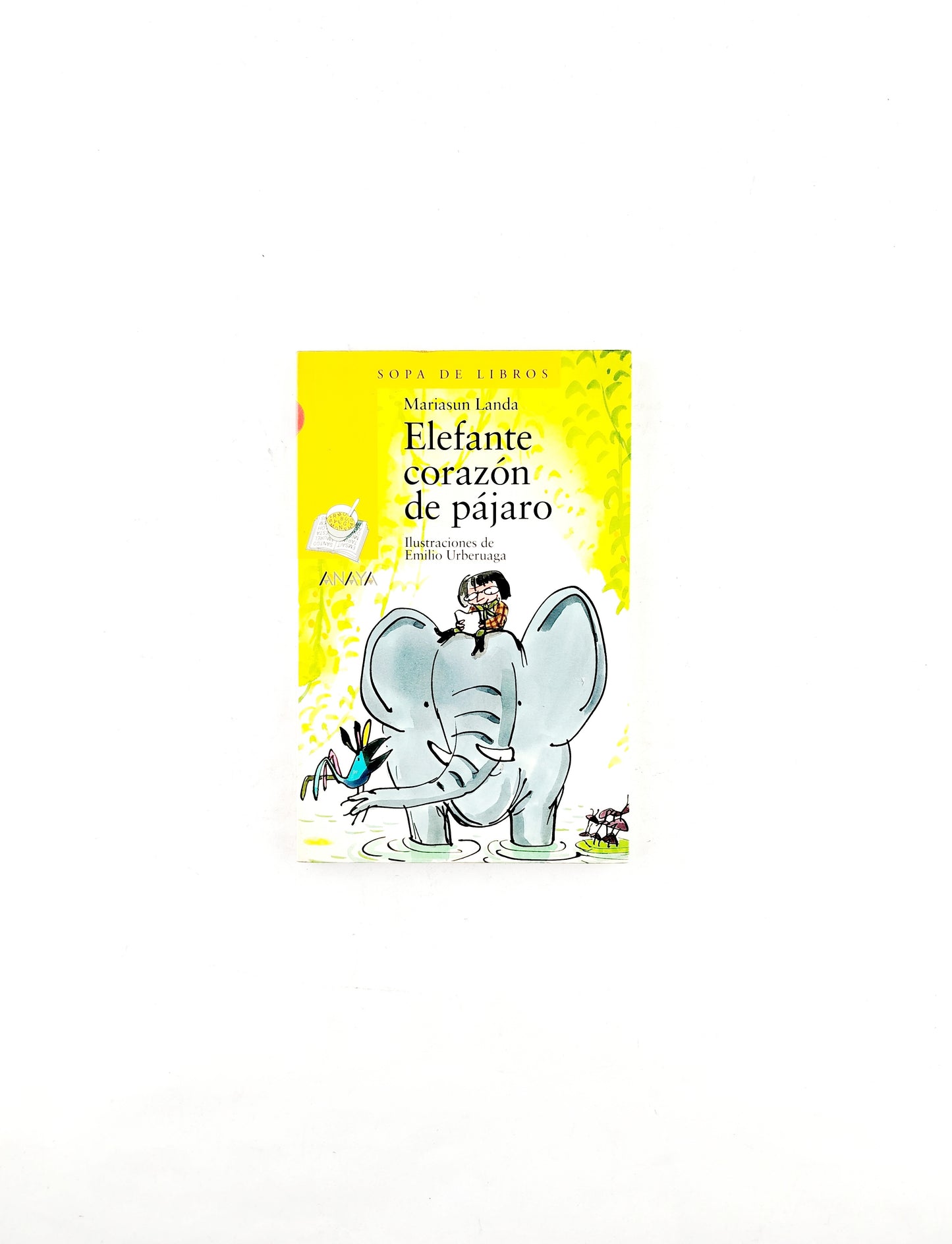 Elefante corazón de pájaro by Mariasun Landa