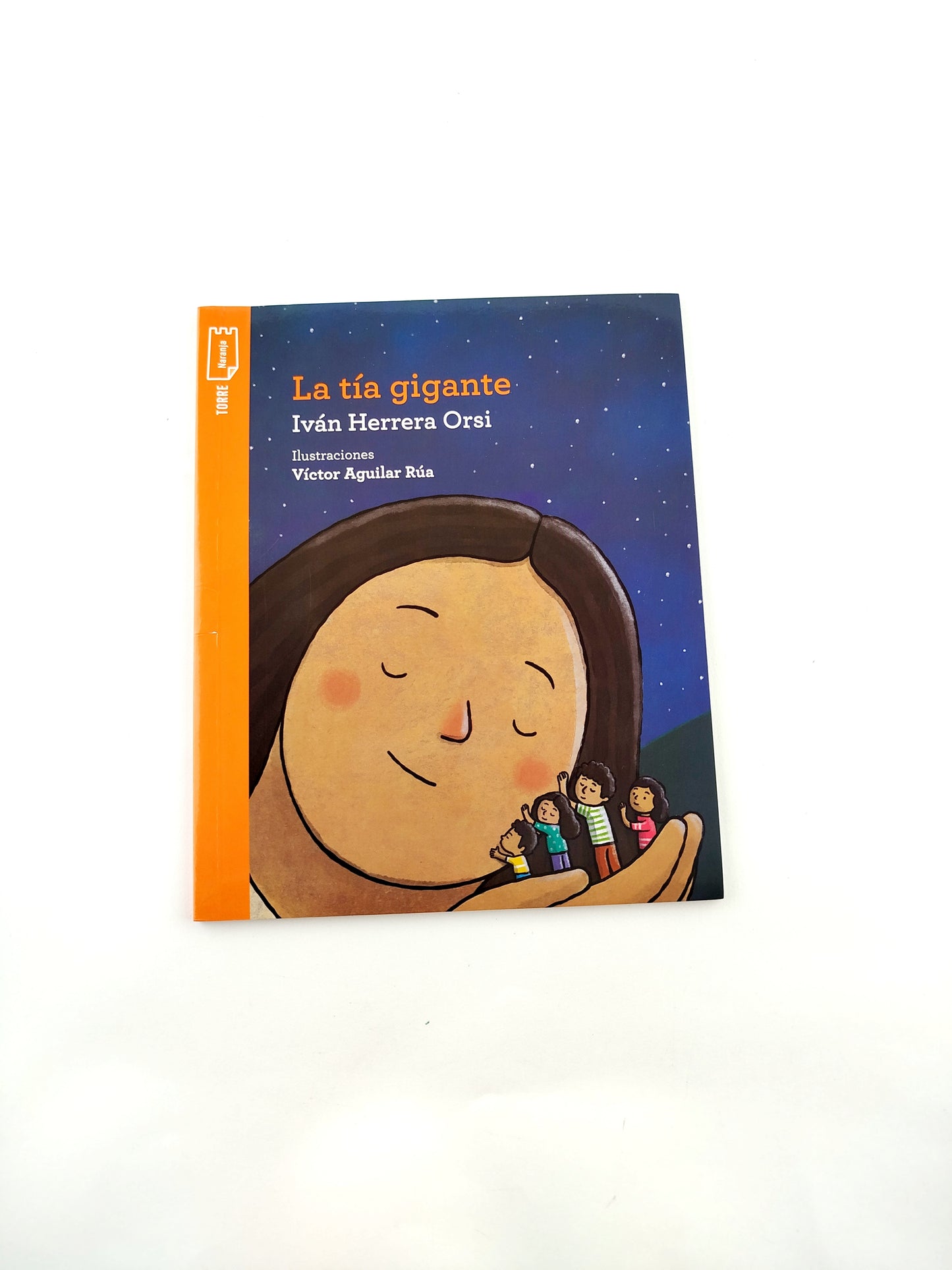 La tía gigante kit by Iván Herrera Orsi