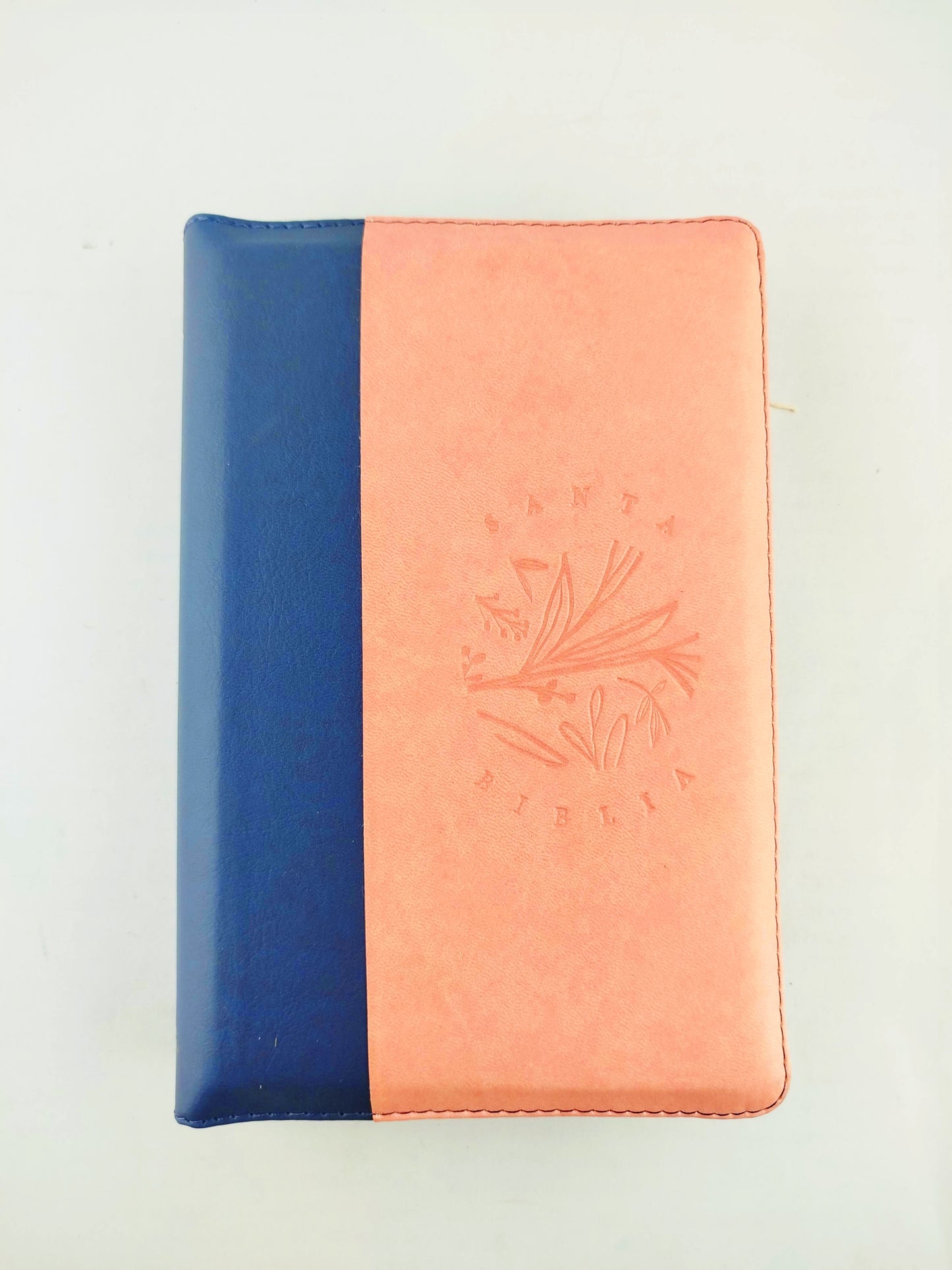 Biblia rvr 1960 letra gigante con forro azul oscuro - rosa