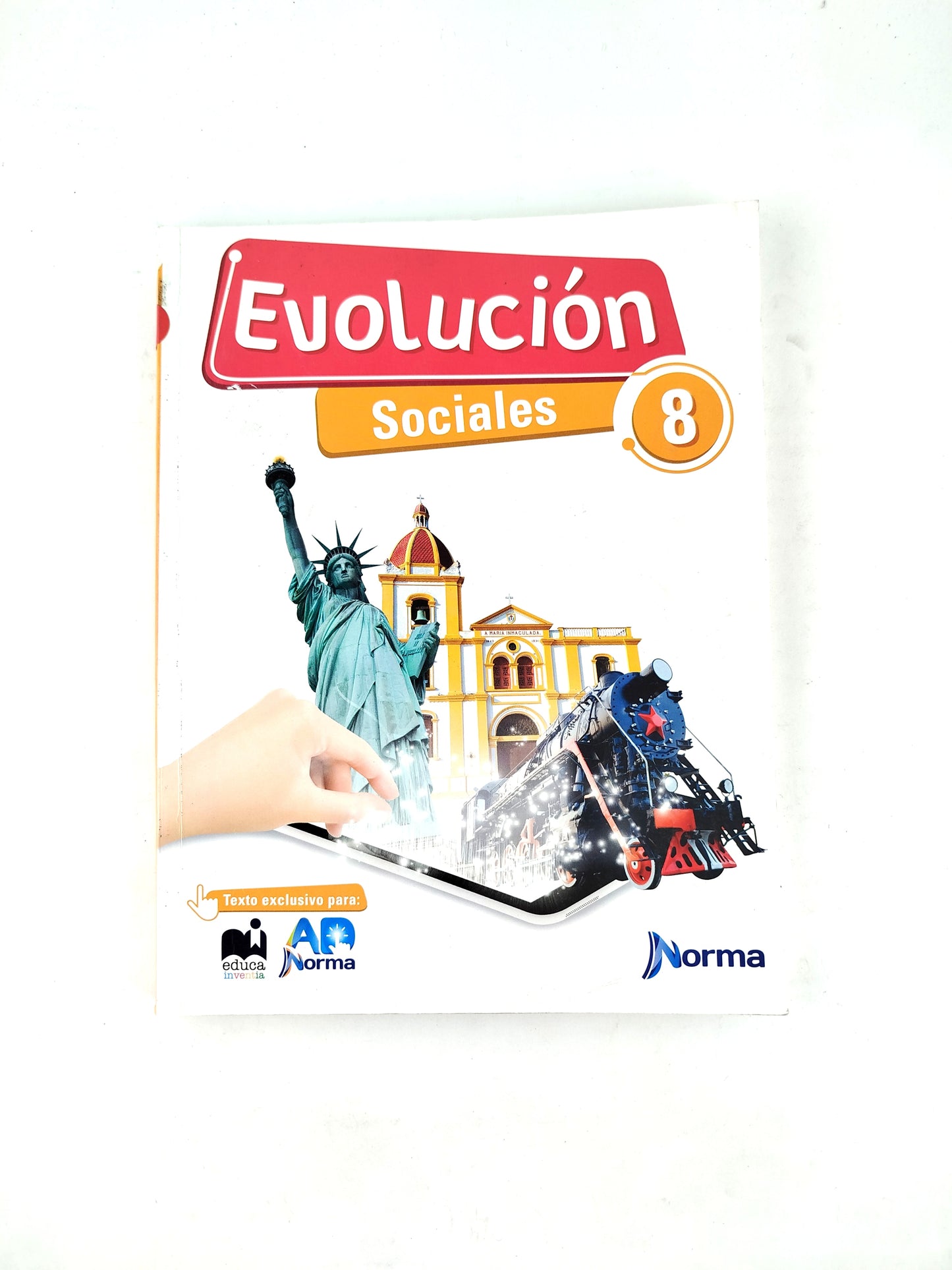Evolucíon sociales 8 by Varios