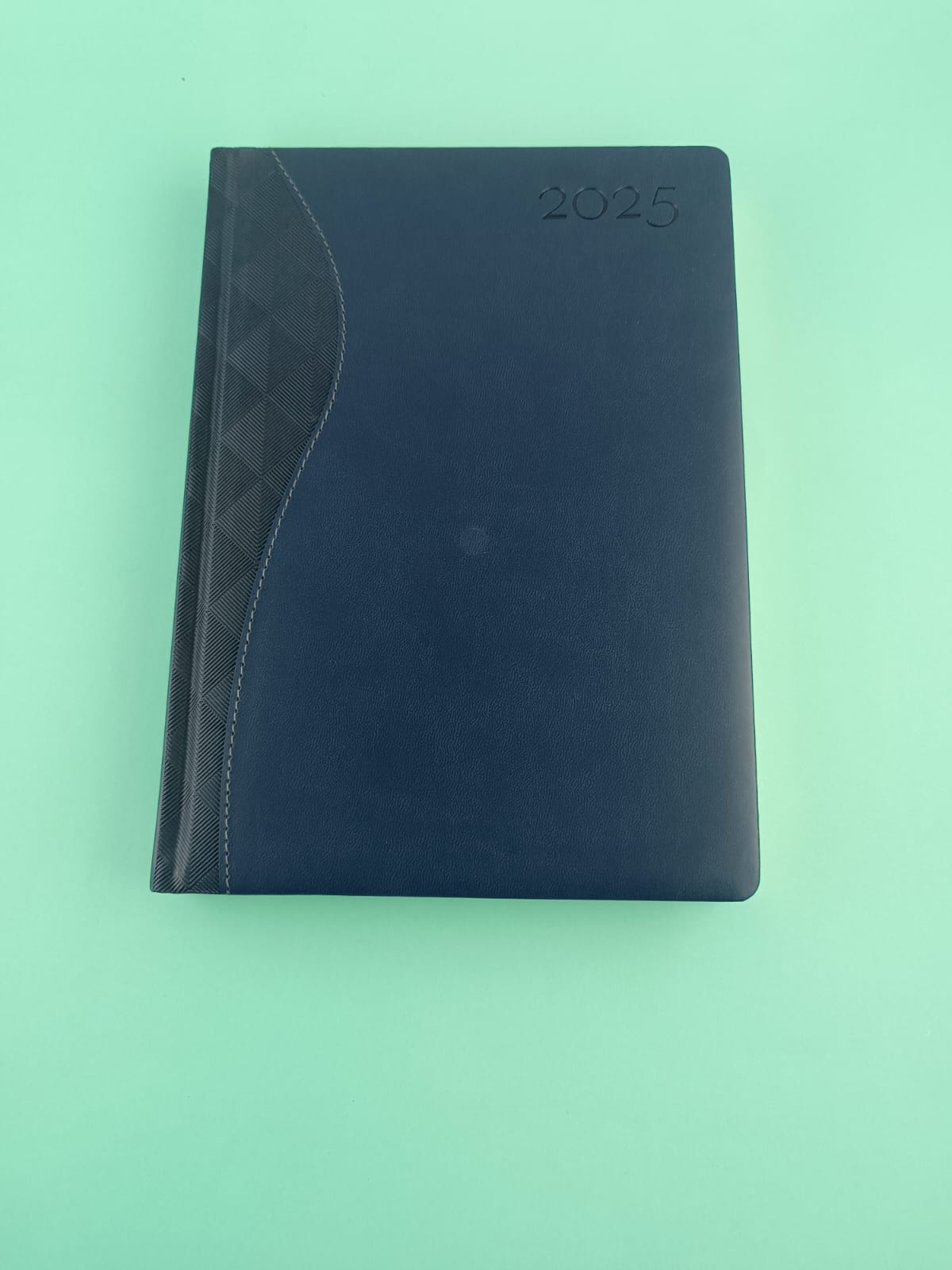 Agenda ejecutiva 2025 grande lisa - grabado azul rey