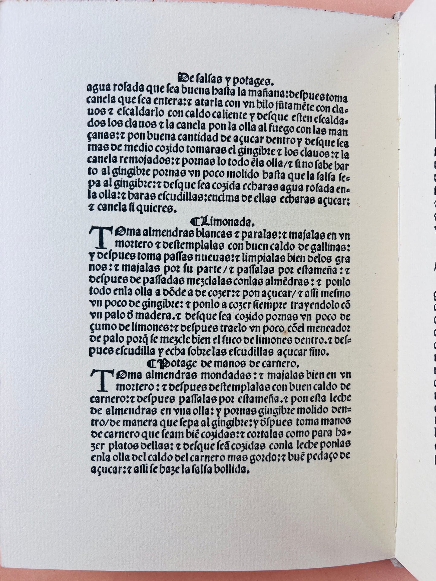 El libro y guisados manjares y potajes intitulado
