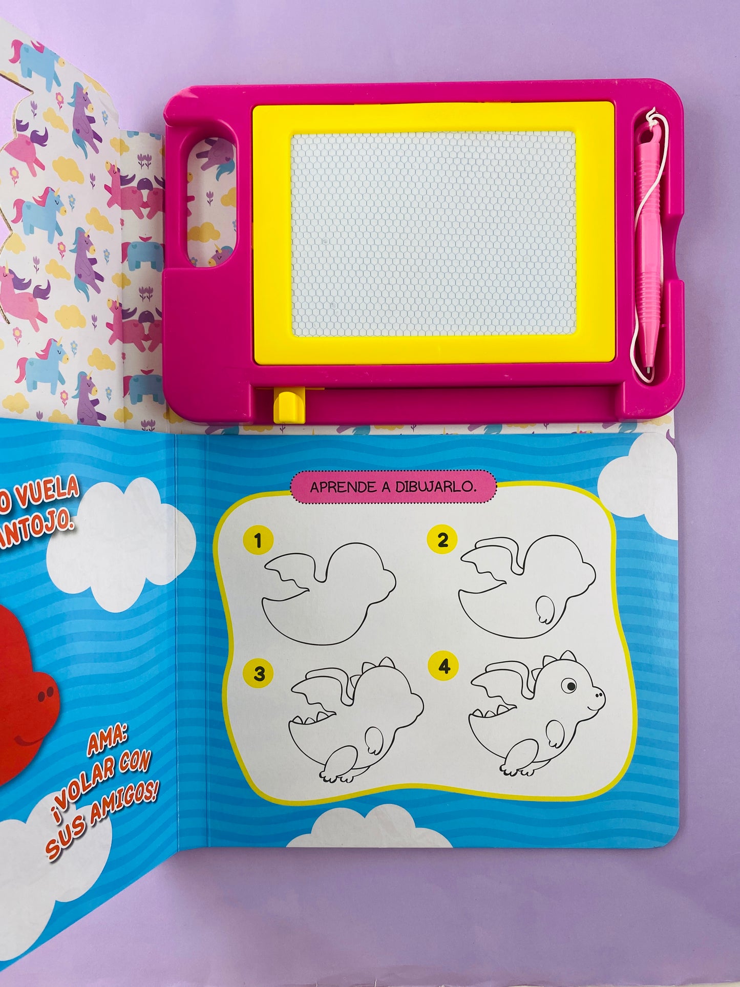 El mundo de fantasía kawaii con pizarra magnética