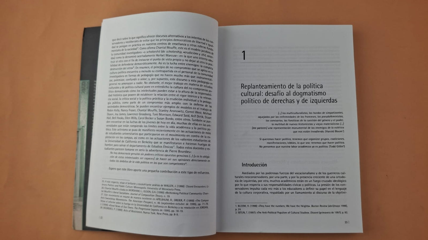 Cultura , política y práctica educativa