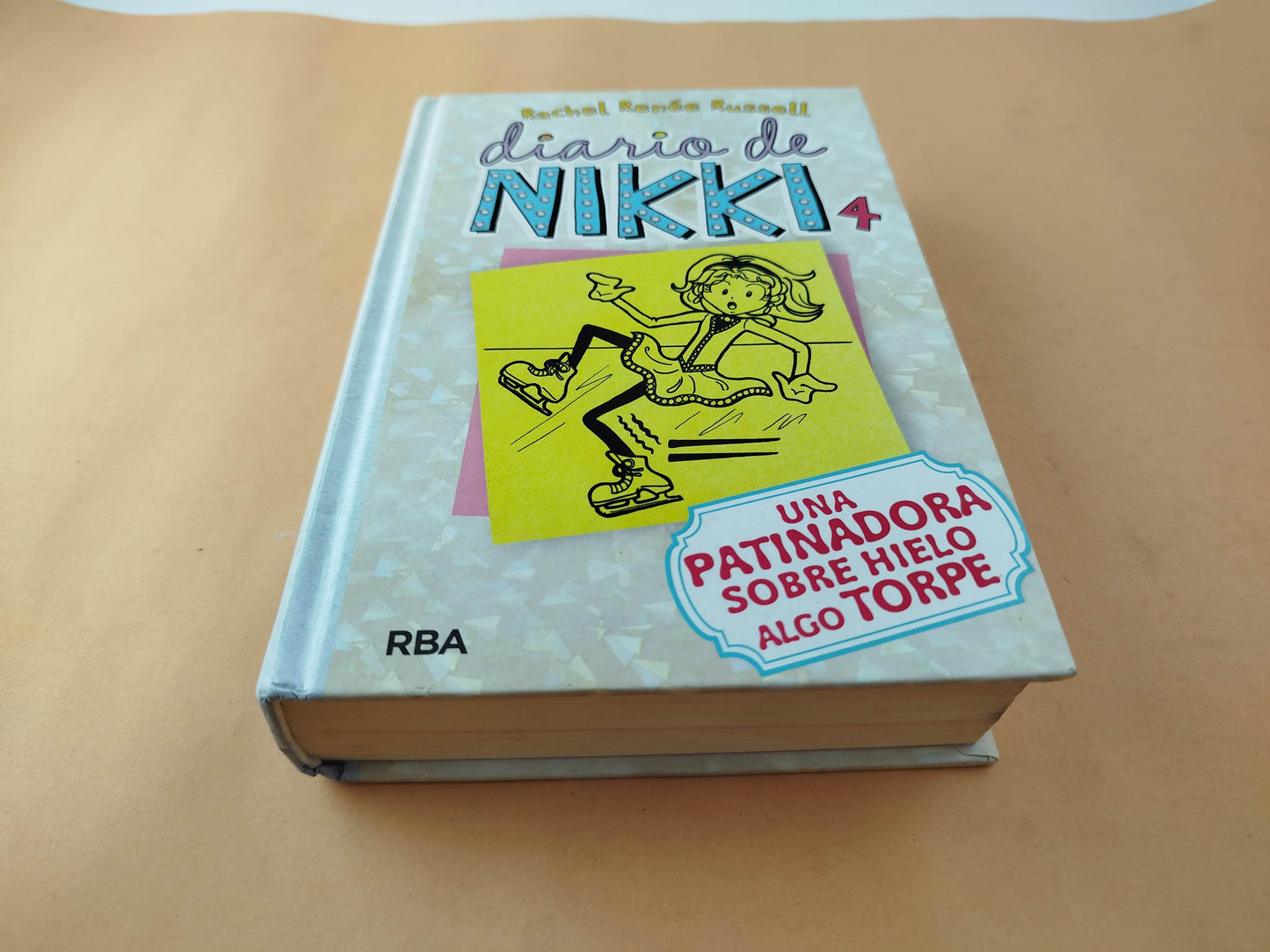 Diario de Nikki 4 Una patinadora sobre hielo algo torpe