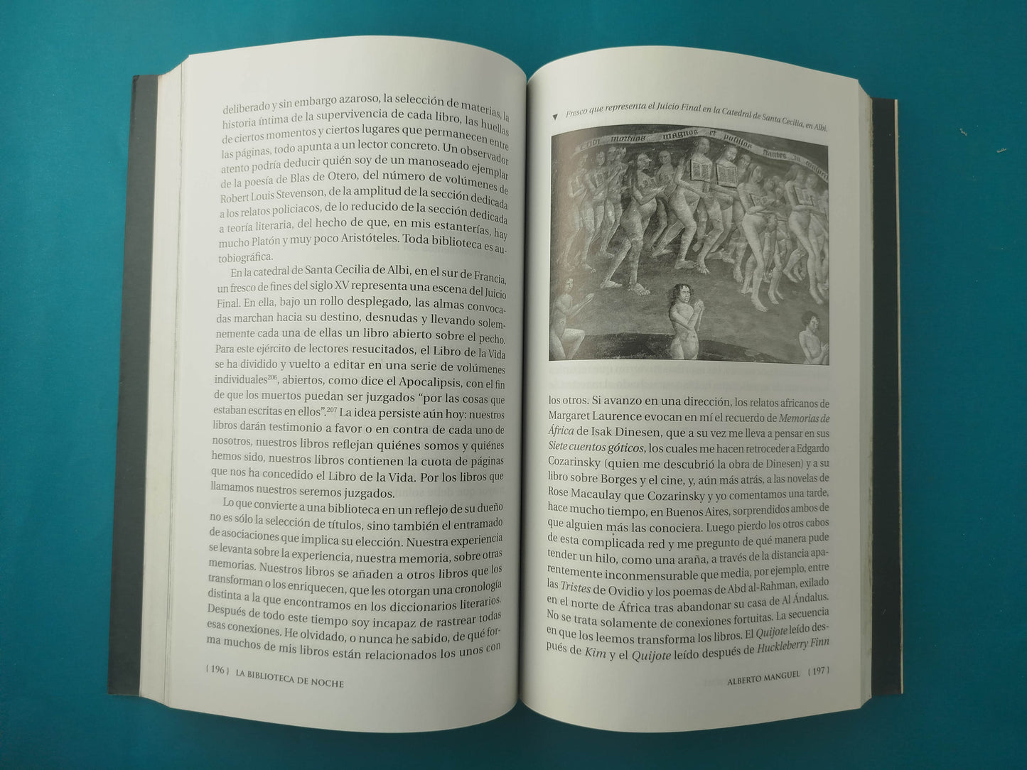 La biblioteca de noche