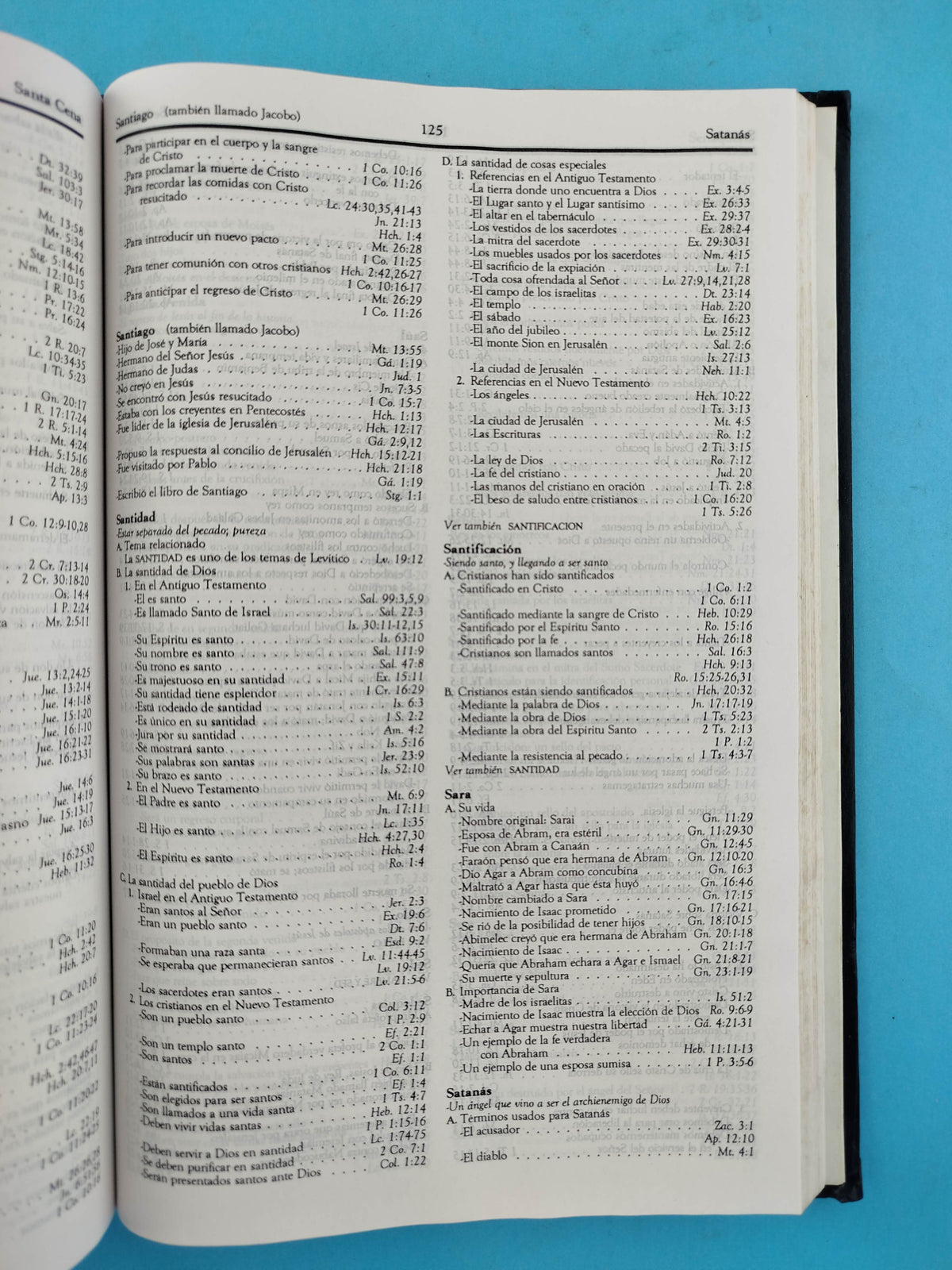 La biblia devocional de estudio by Varios