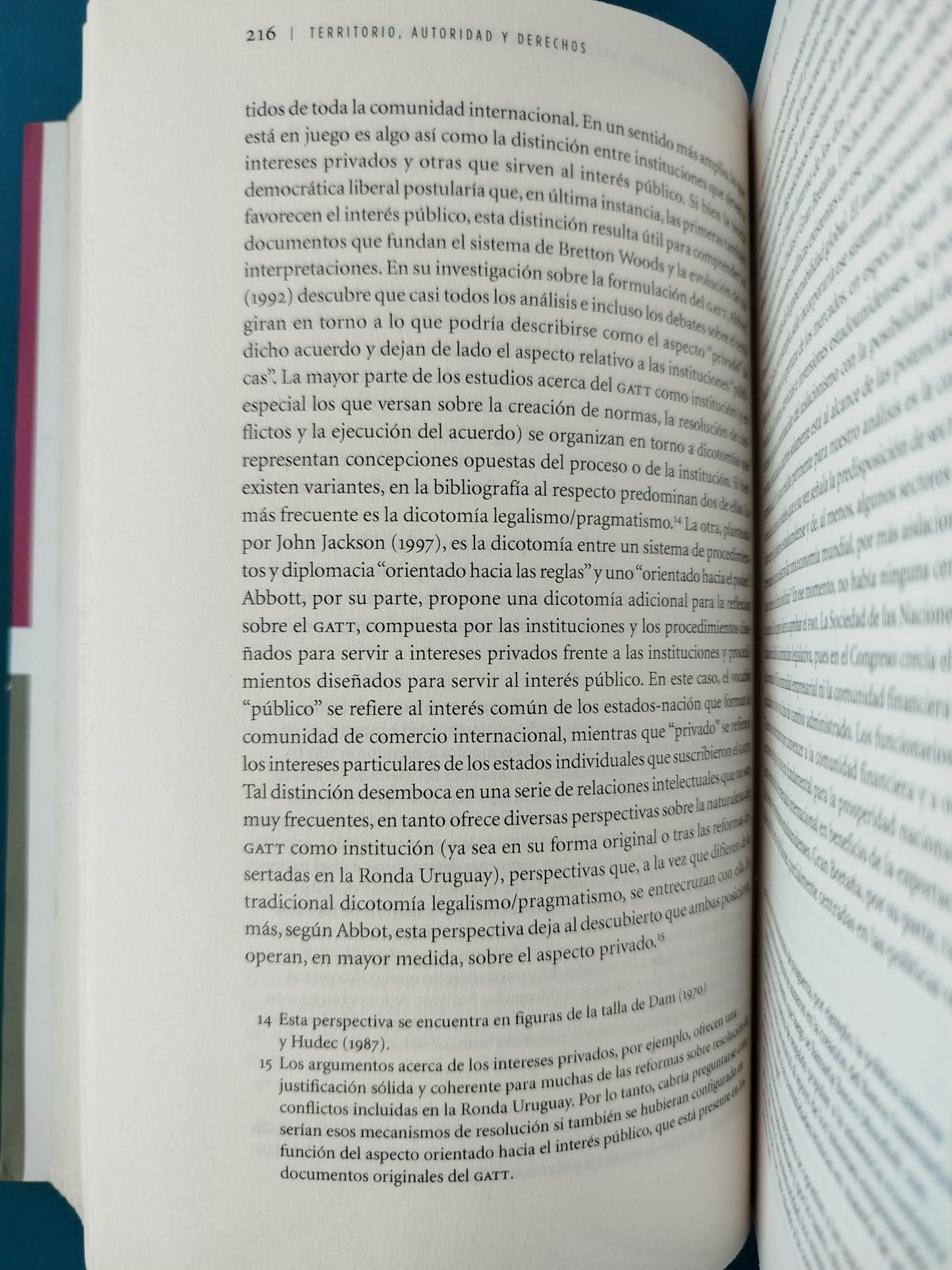 Territorio, autoridad y derechos