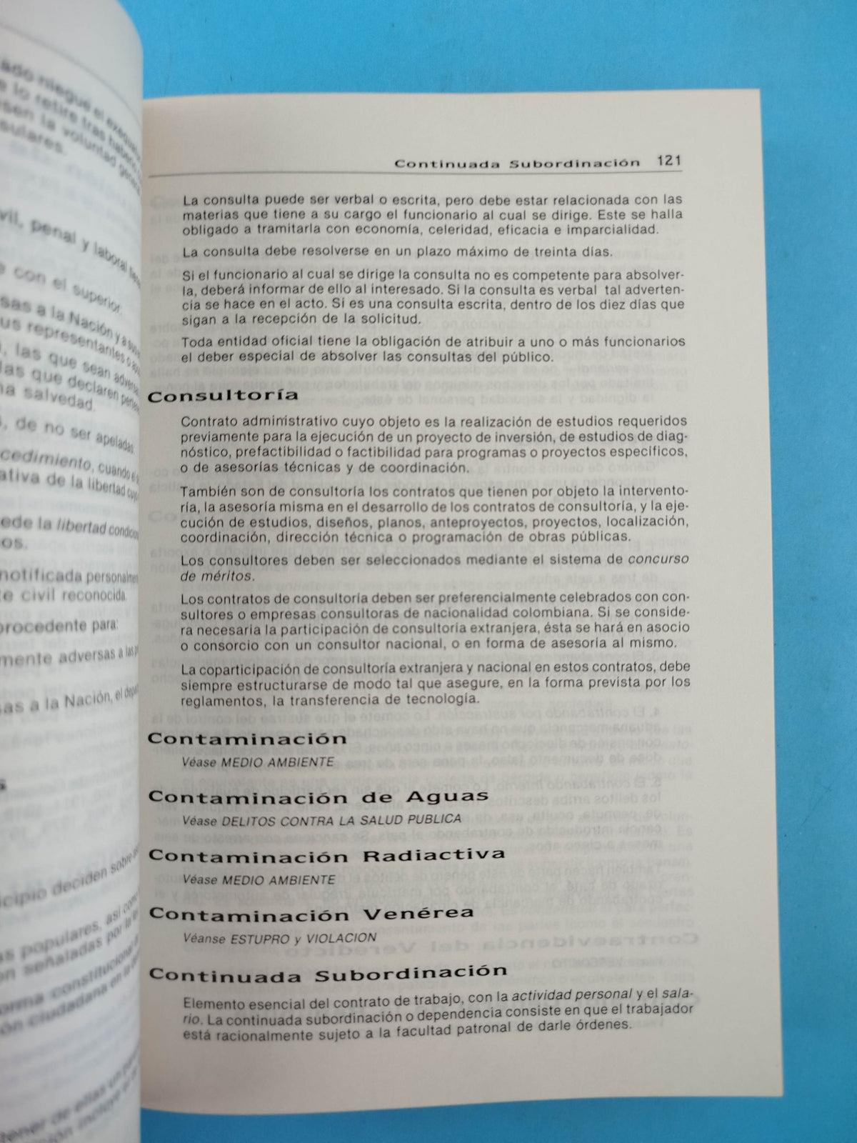 Diccionario básico de términos jurídicos by Mario Madrid-Malo G.