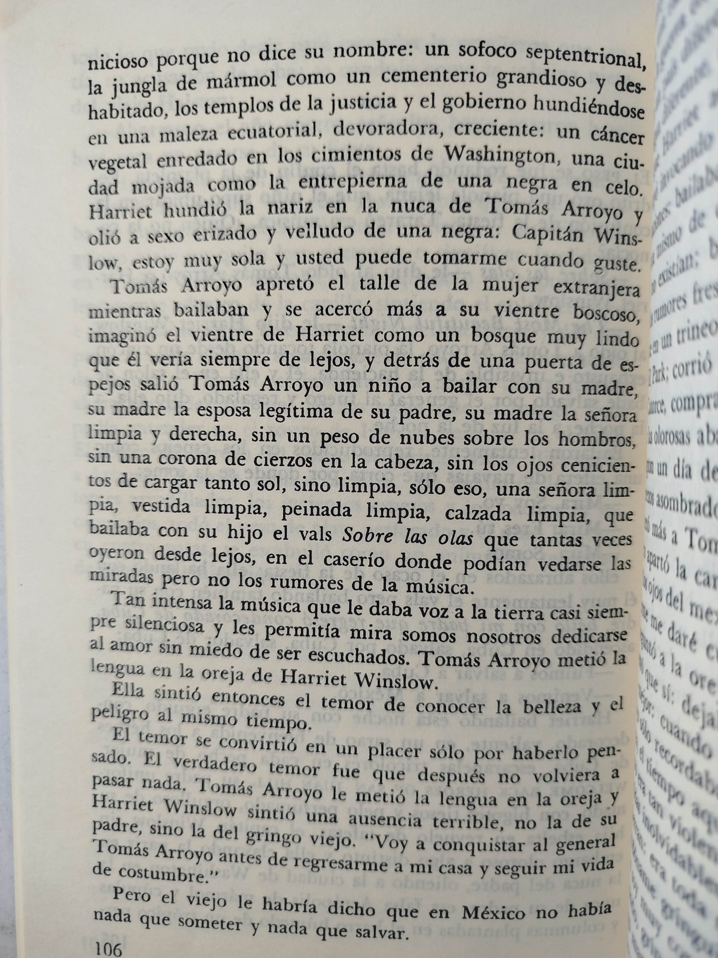 Gringo Viejo by Carlos Fuentes