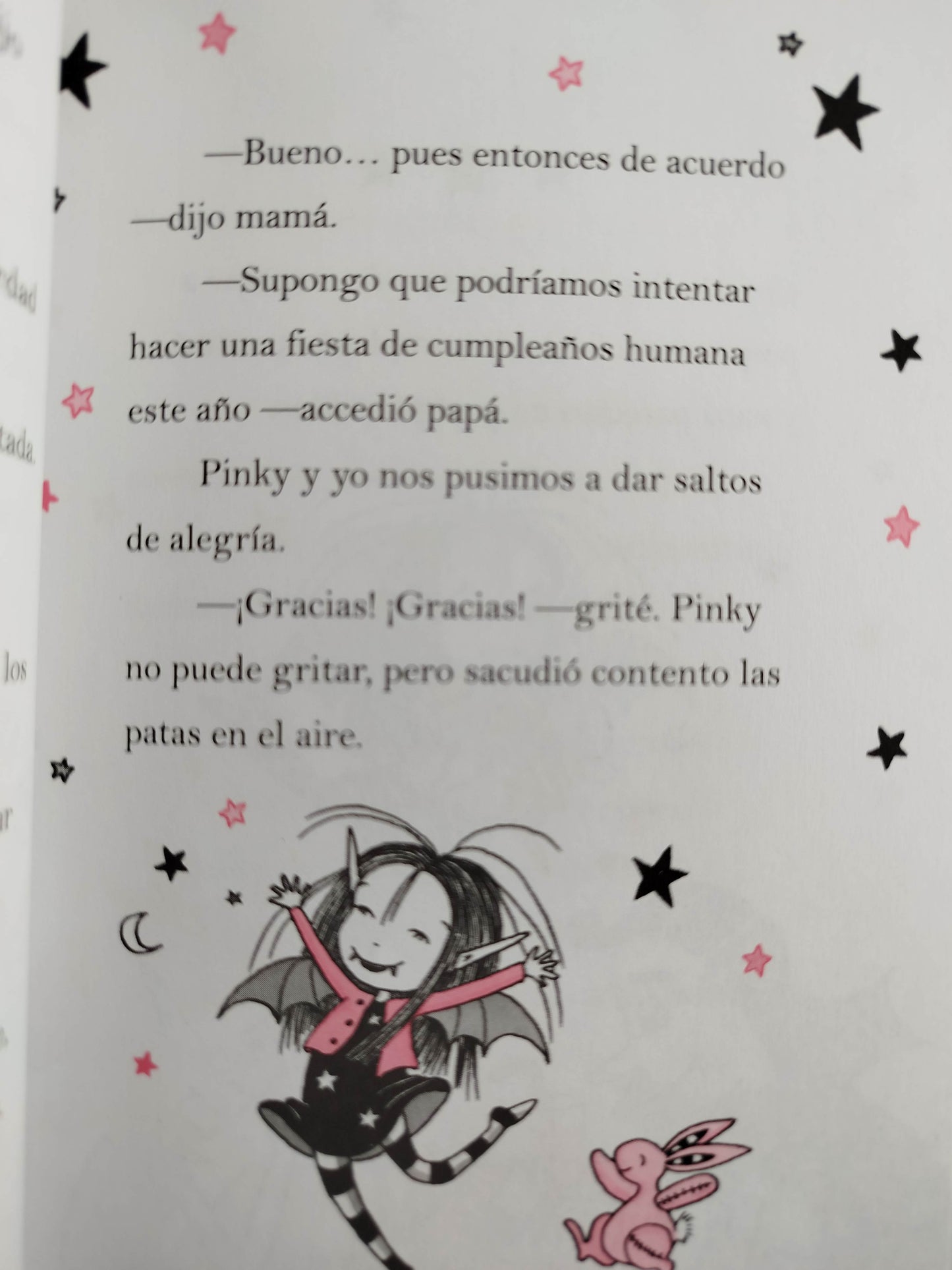 Isadora Moon y su fiesta de cumpleaños by Harriet Muncaster