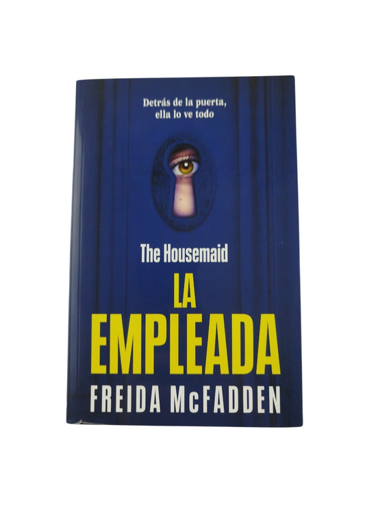 La Empleada by Freida Mcfadden