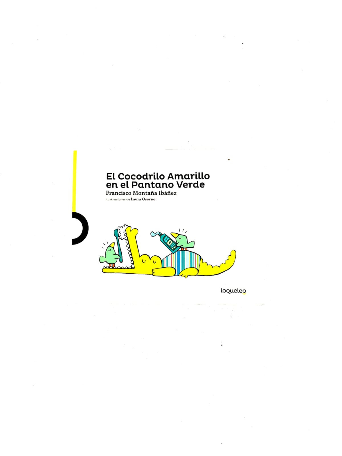 El cocodrilo amarillo en el pantano verde