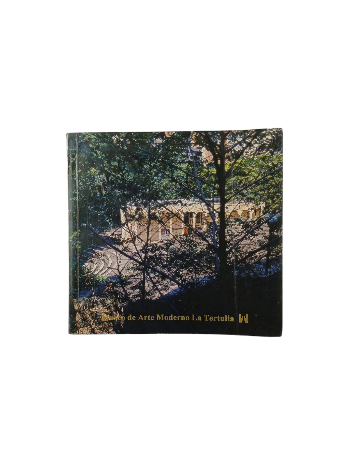 Museo de Arte Moderno La Tertulia by varios Autores