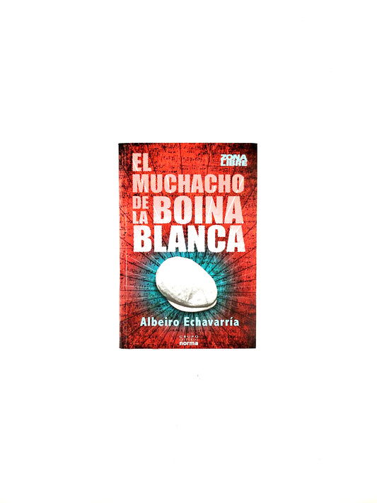 El muchacho de la boina blanca