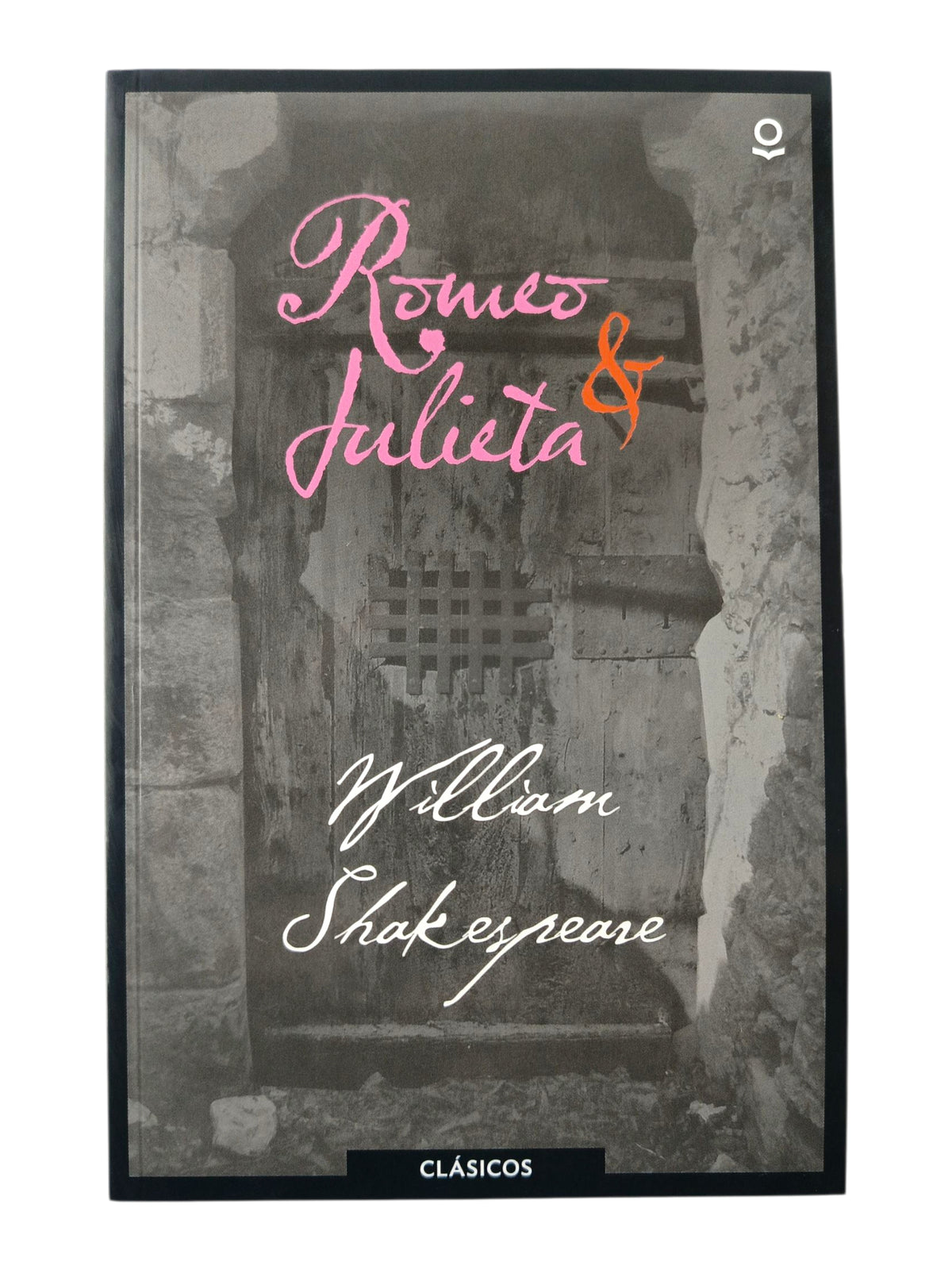 Romeo y Julieta by William Shakespeare