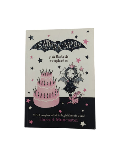 Isadora Moon celebra su cumpleaños by Harriet Muncaster