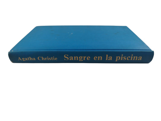 Sangre en la piscina by Agatha Christie