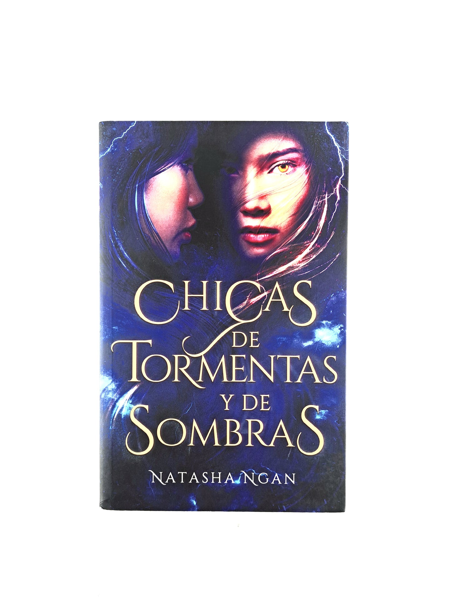 Chicas de tormentas y de sombras