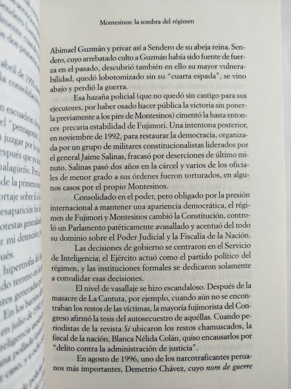 Un mundo muy raro by Carlos Monsiváis