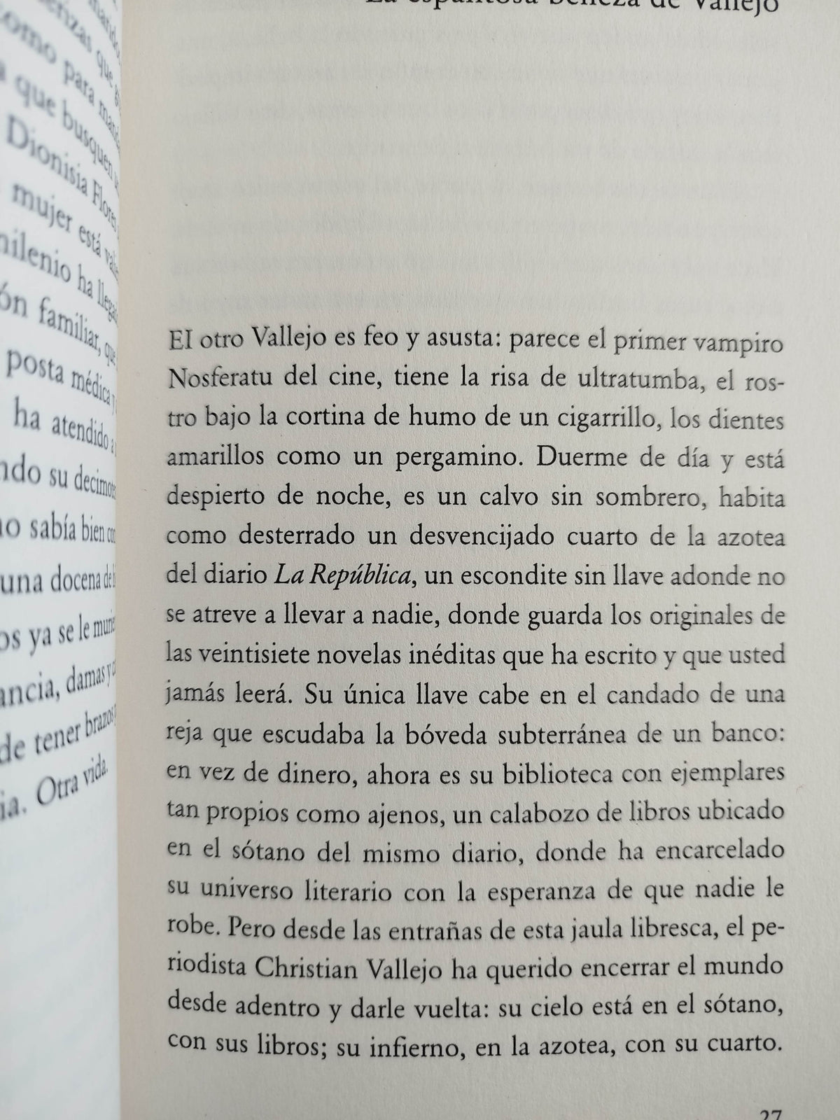 Mariposas y murciélagos by Julio Villanueva Chang