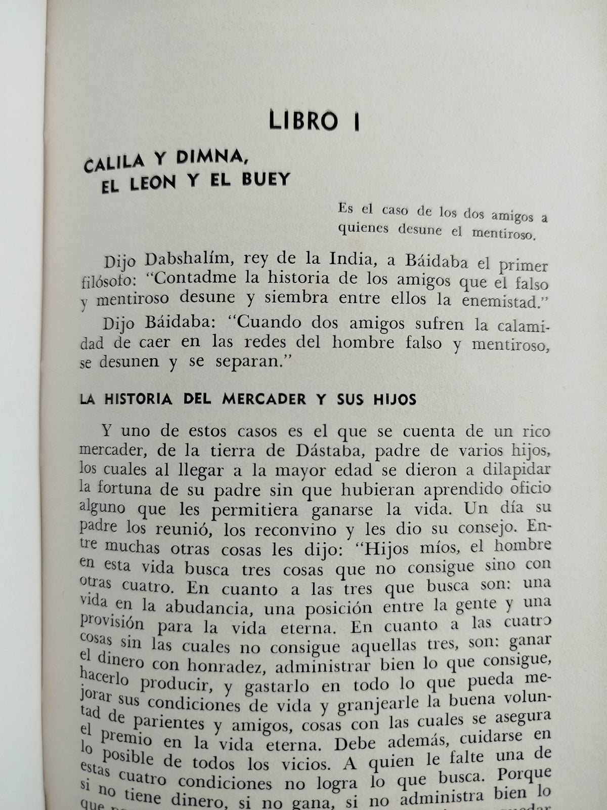 Calila y Dimna by Antonio Chalita Sfair