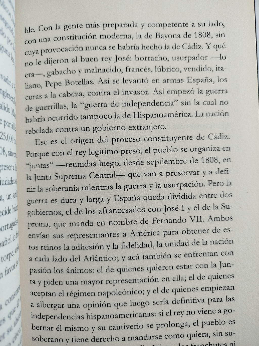 Ningún tiempo es pasado by Juan Esteban Costaín