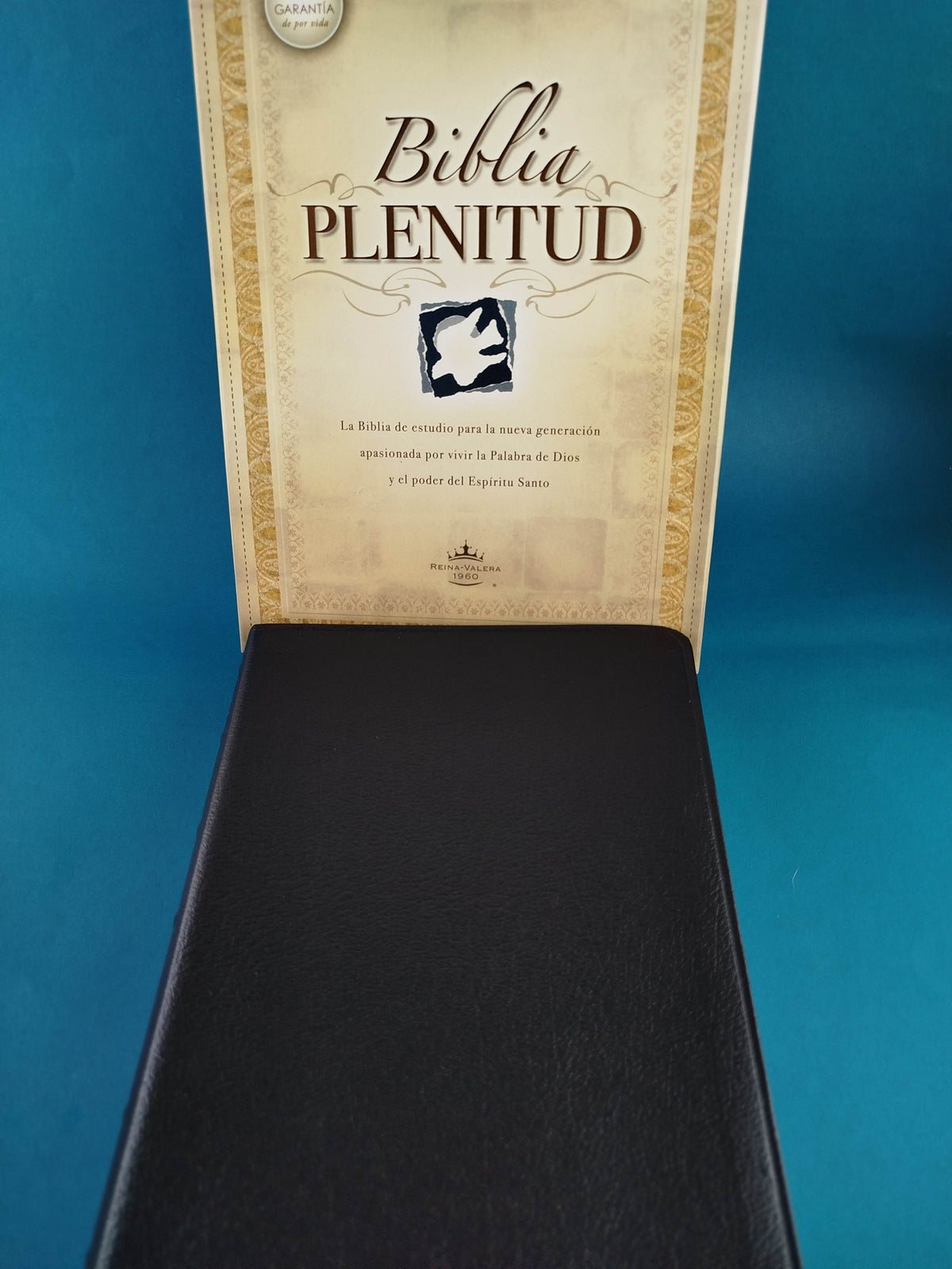 Biblia Plenitud Lujo Negra by libreriatroya.com
