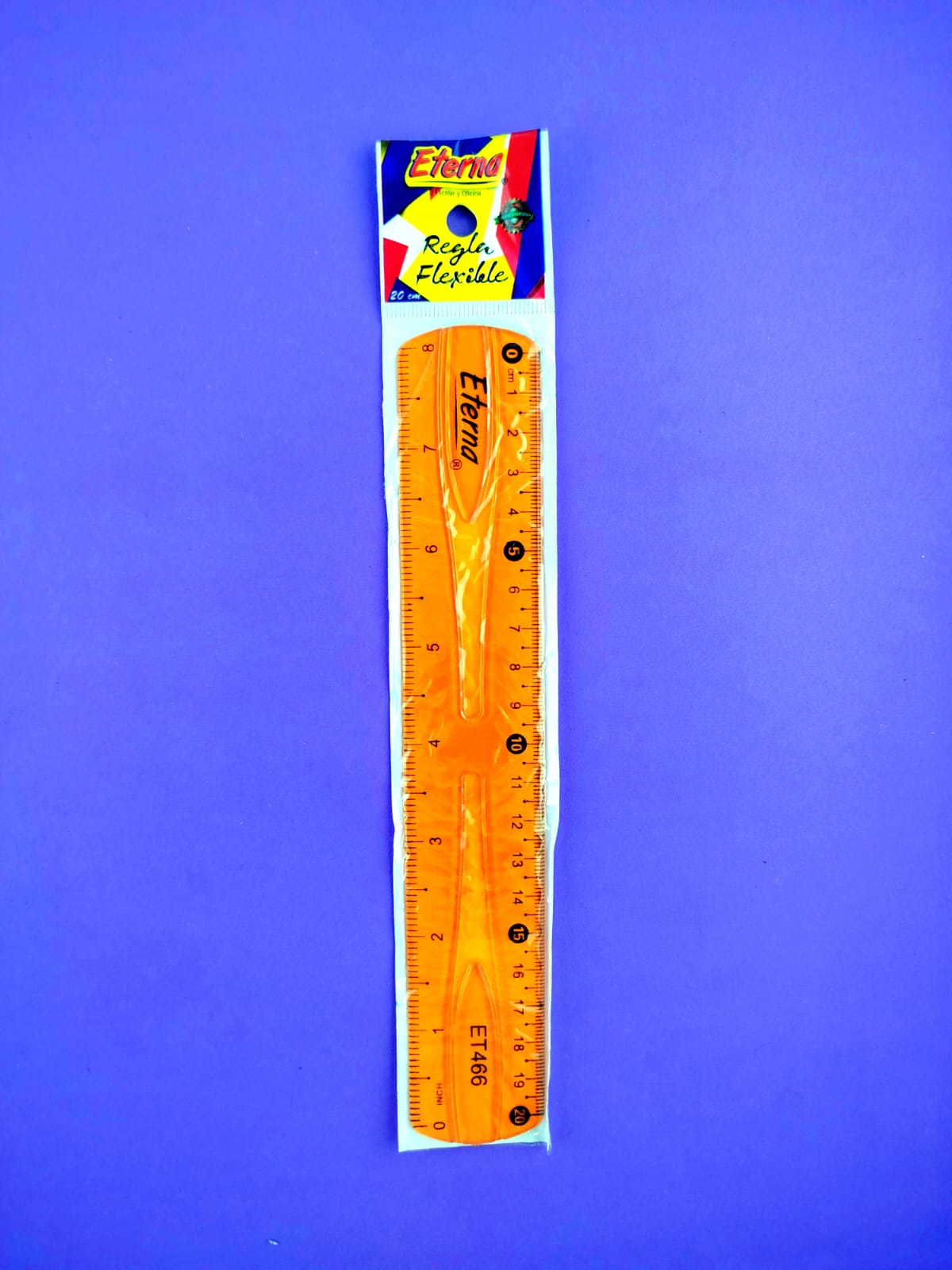 Regla flexible eterna 20CMs by Eterna