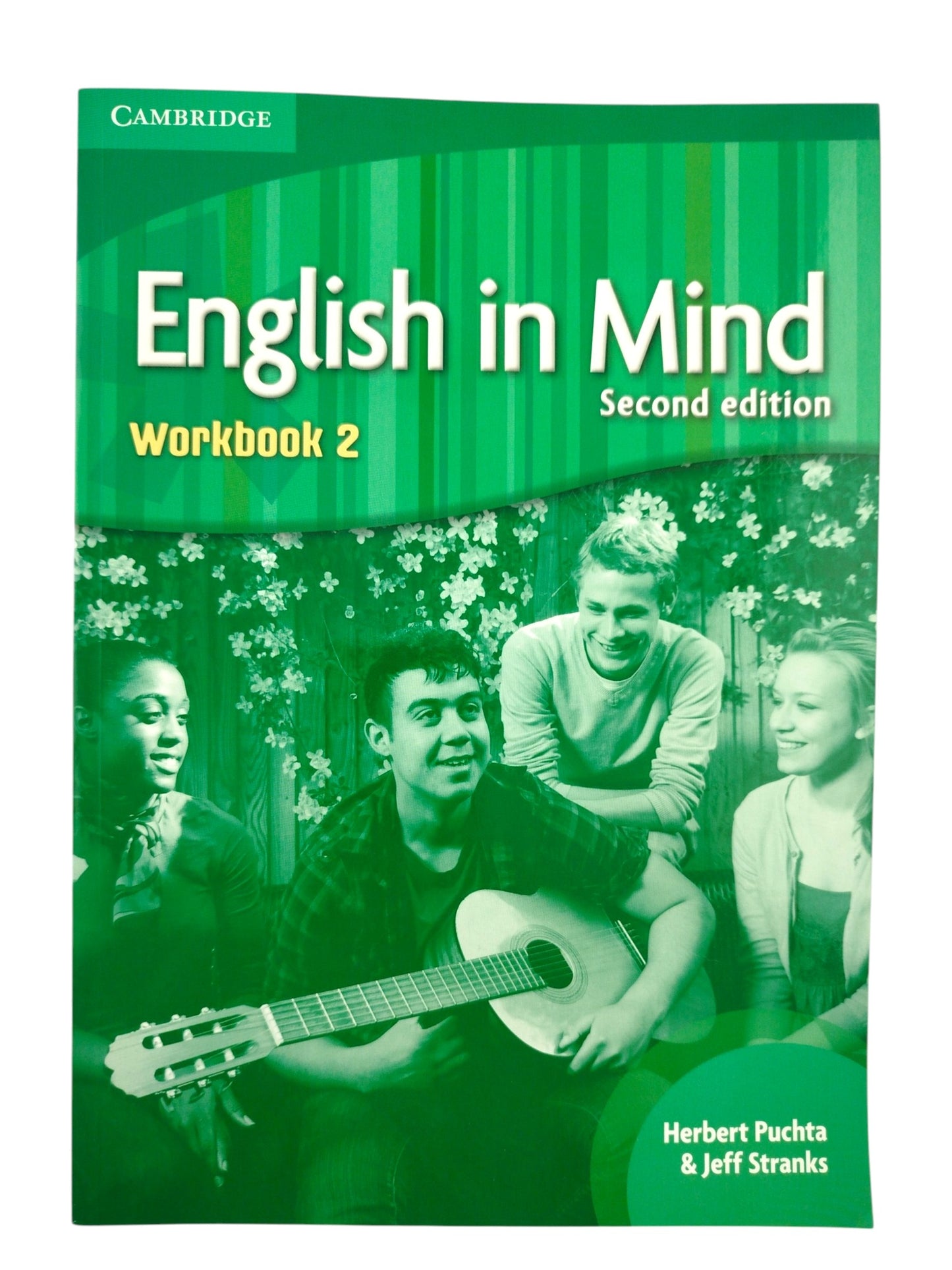English in Mind Level 2 Workbook by Varios