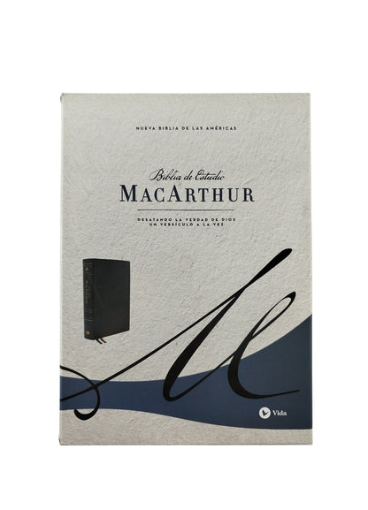 Biblia de estudio Macarthur Nueva Biblia De Las Américas by Macarthur