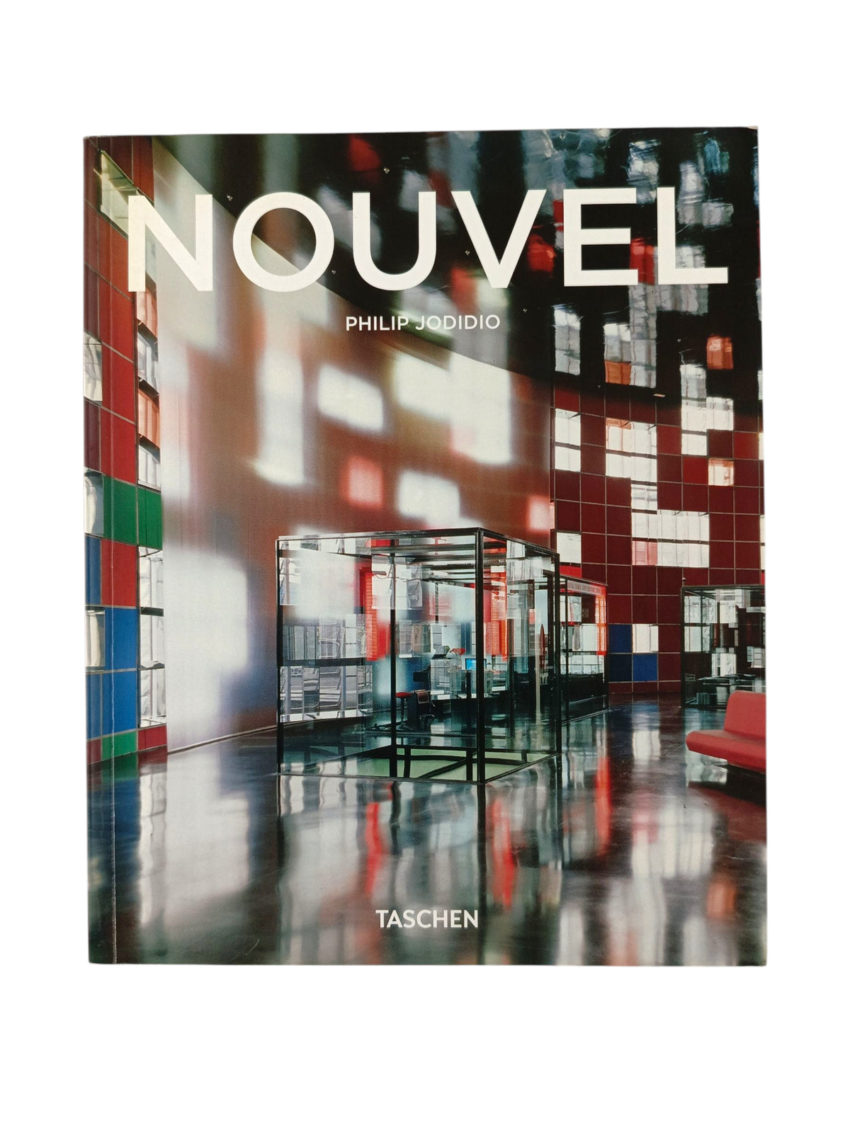 Nouvel by Philip Jodidio