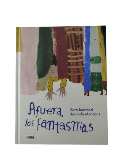 Afuera Los Fantasmas by Sara Bertrand