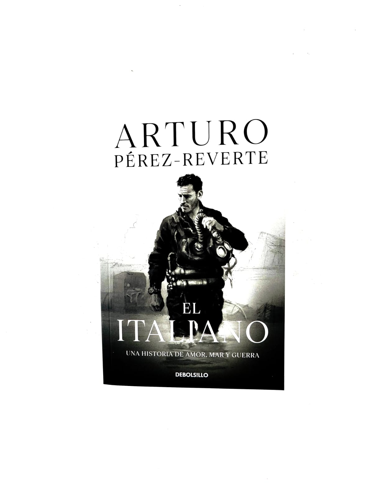 El italiano: Una historia de amor, mar y guerra