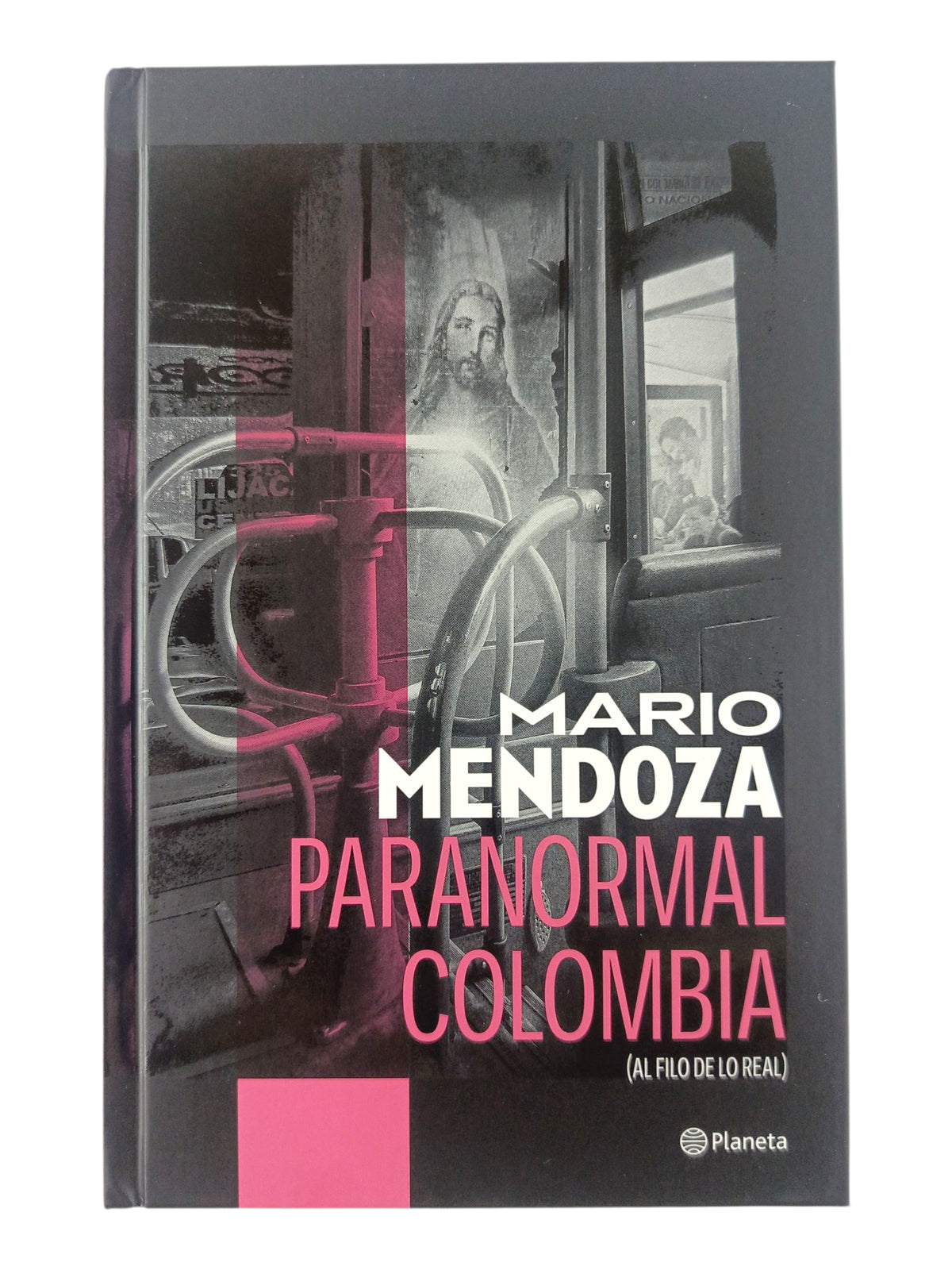 Paranormal Colombia by Mario Mendoza