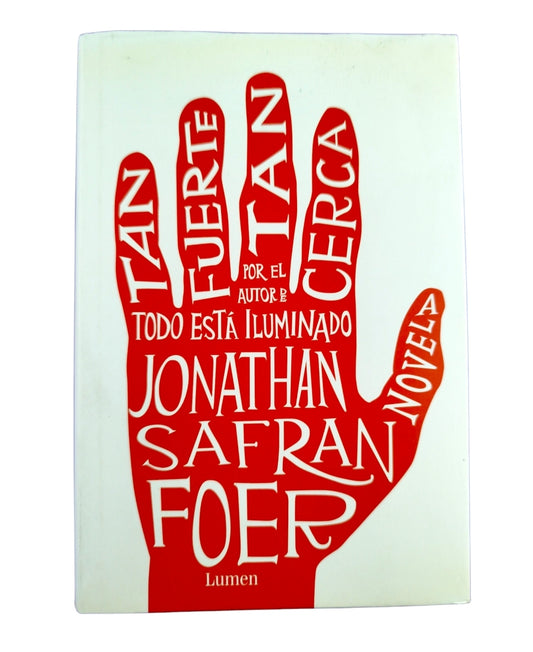 Tan fuerte, tan cerca by Toni Hill