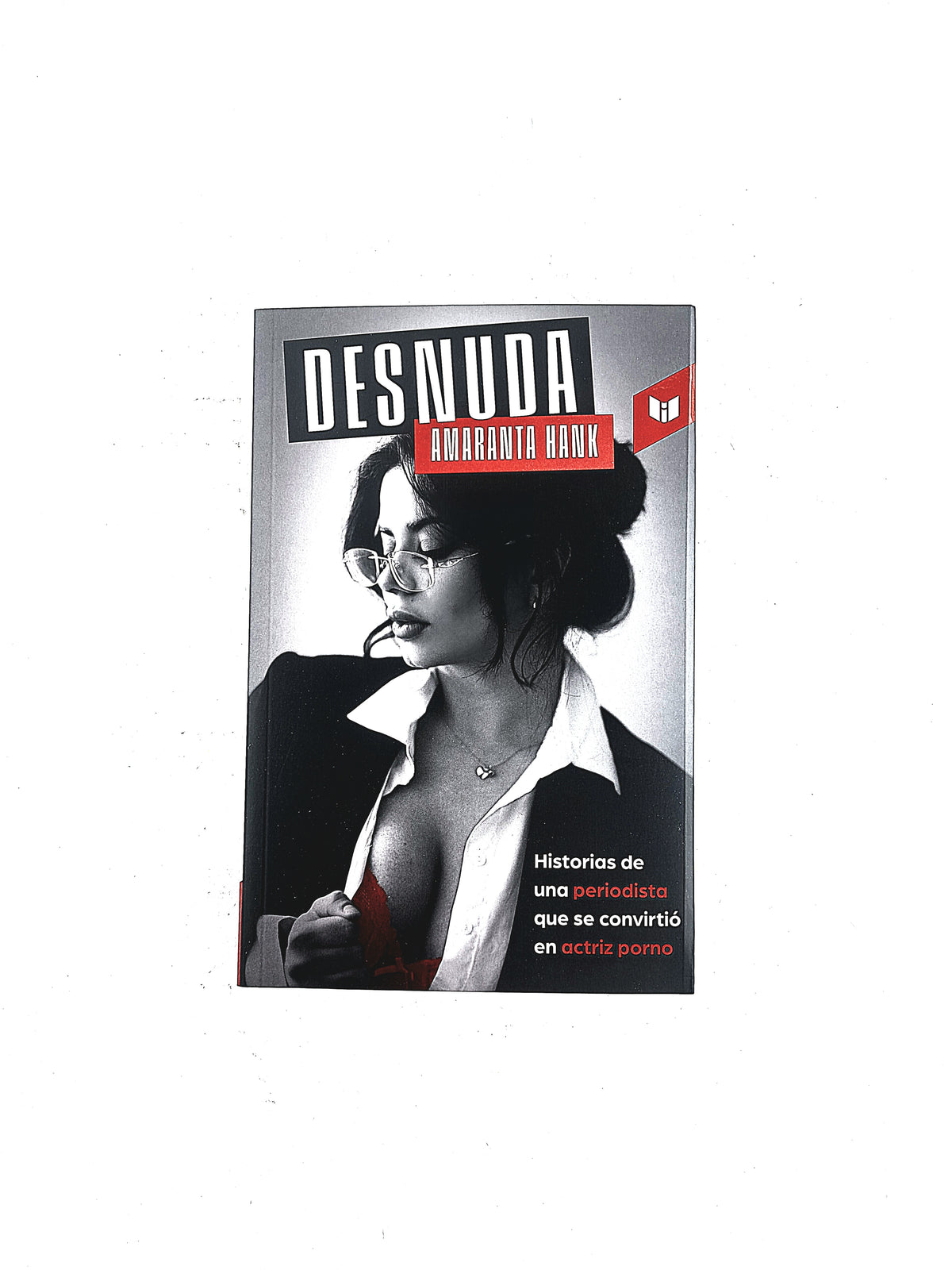 Desnuda by Amaranta Hank