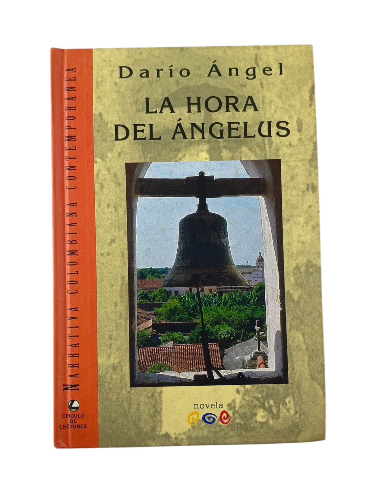 La hora del ángelus by Darío Ángel