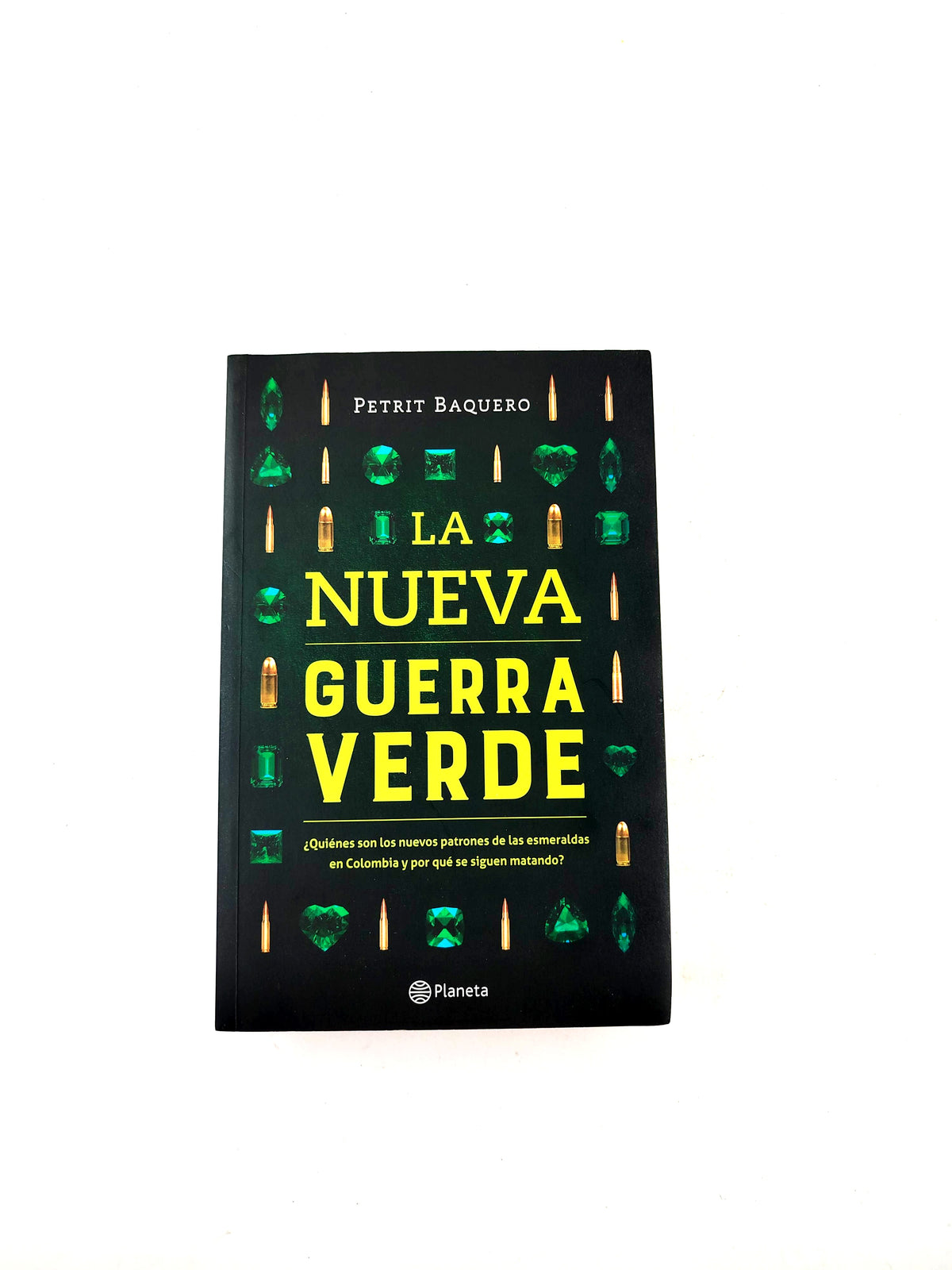 La nueva guerra verde by Petrit Baquero
