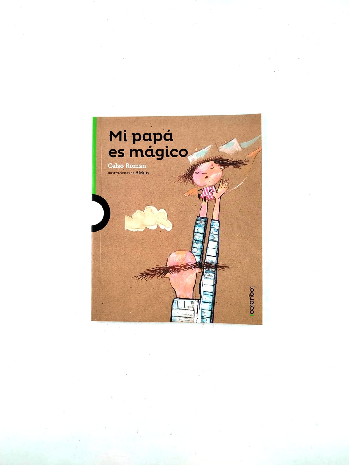 Mi papá es mágico by Celso Román
