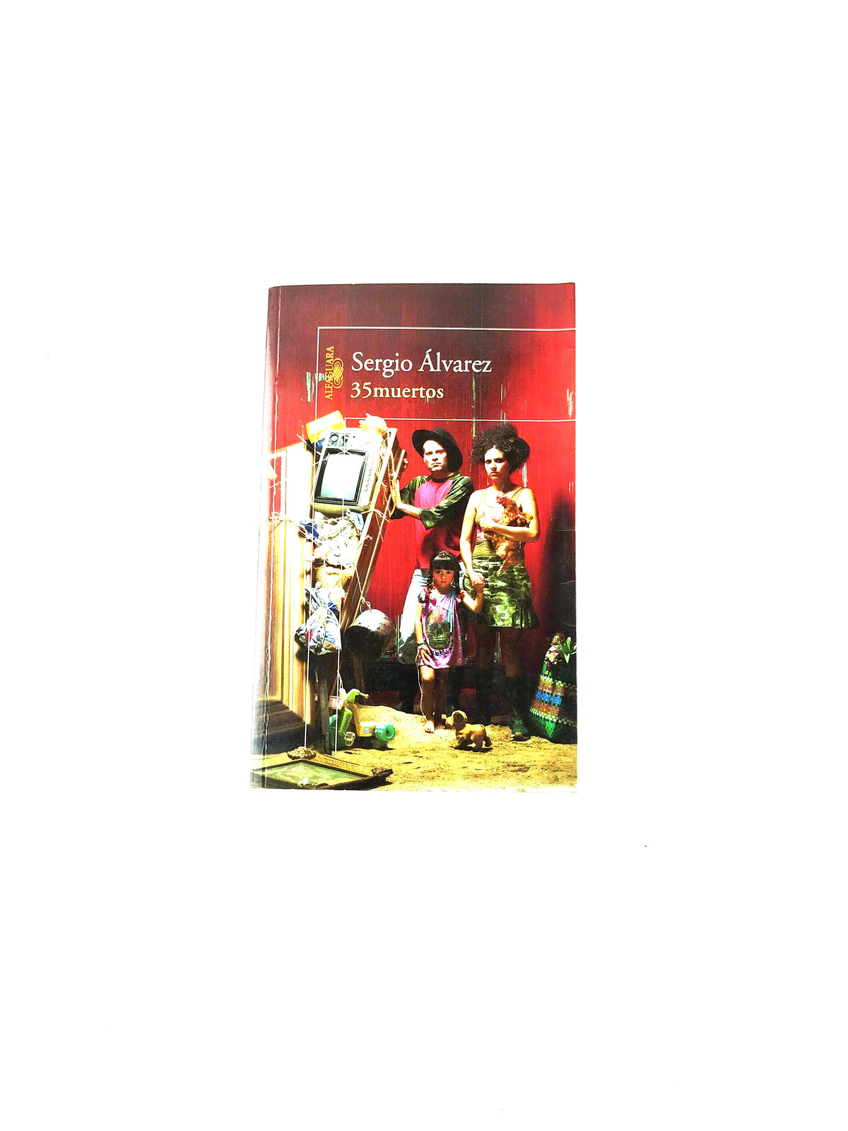 35 Muertos by Sergio Álvarez