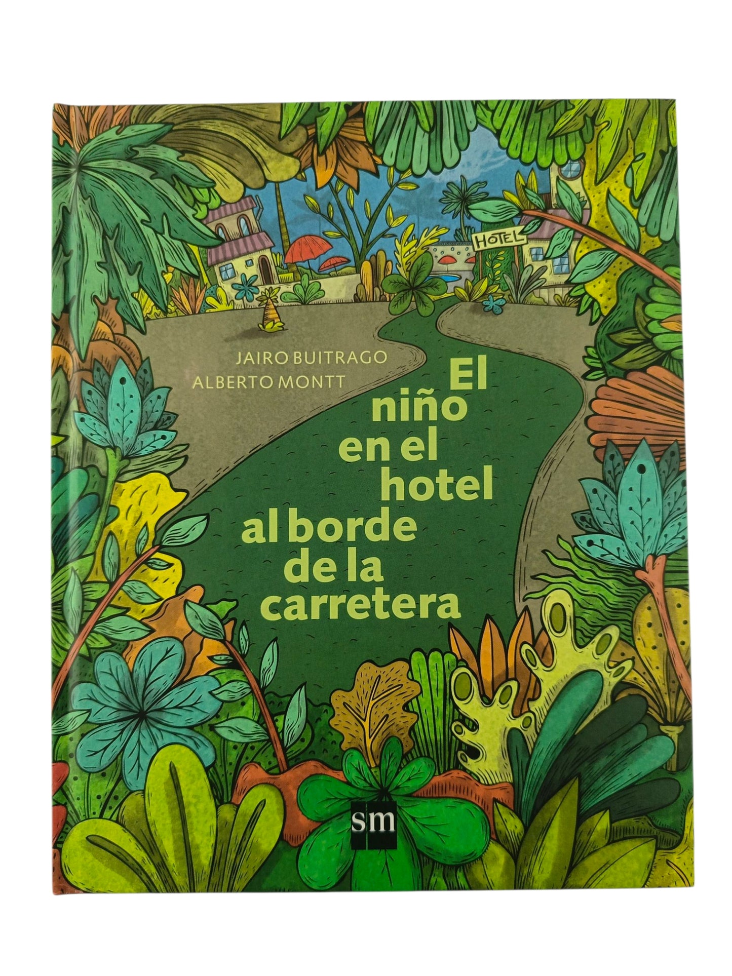 El niño en el hotel al borde de la carretera