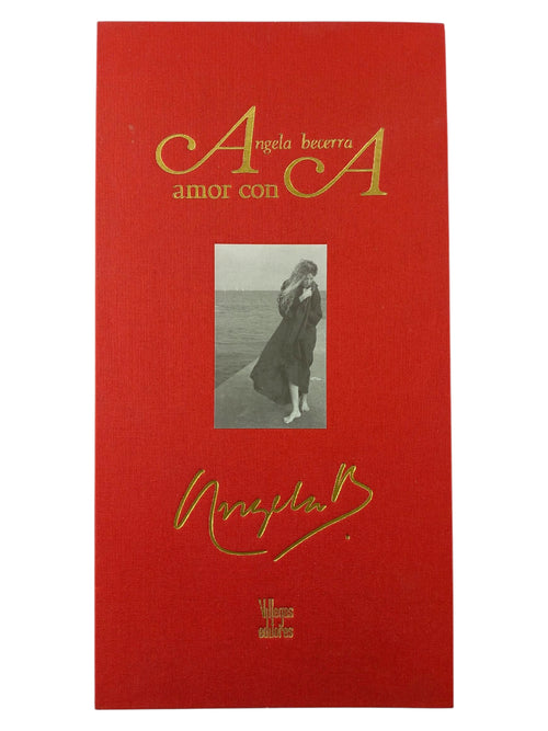 Amor con A by Ángela Becerra
