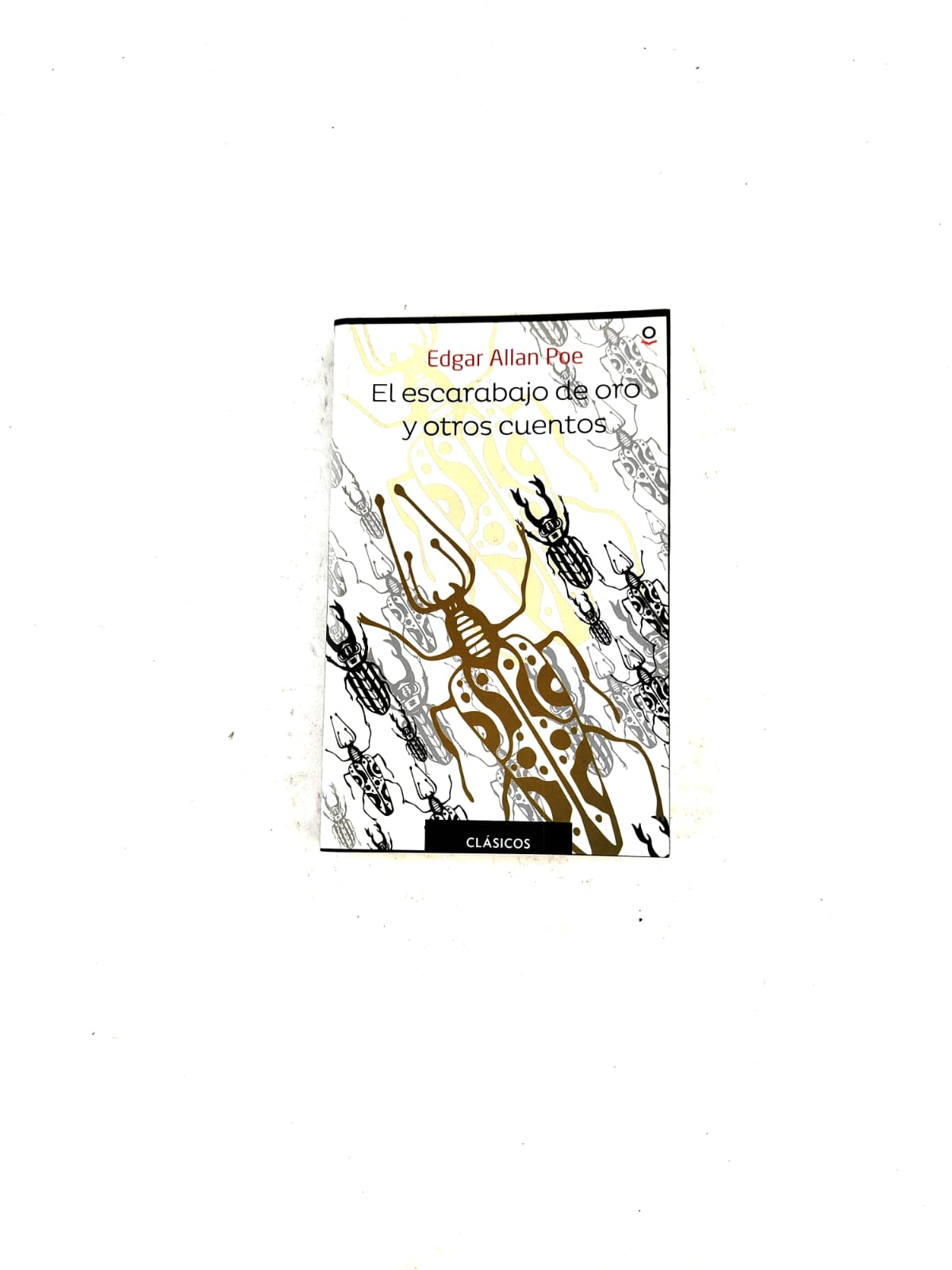 El escarabajo de oro y otros cuentos by Edgar Allan Poe