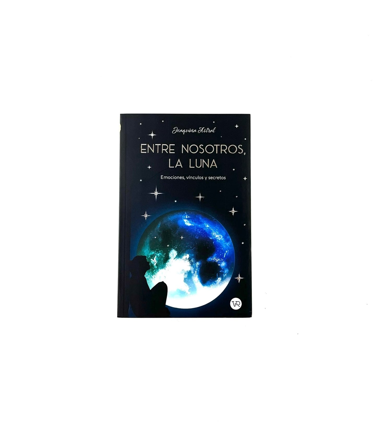 Entre nosotros, la luna