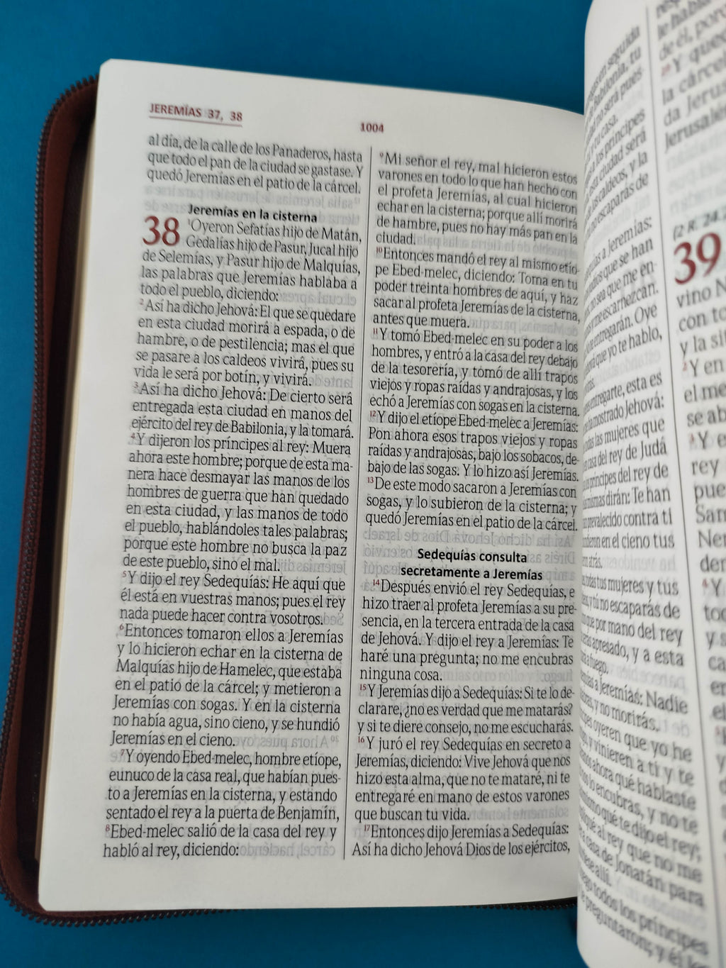 Biblia Rvr 055 Vinotinto Borde Dorado by libreriatroya.com